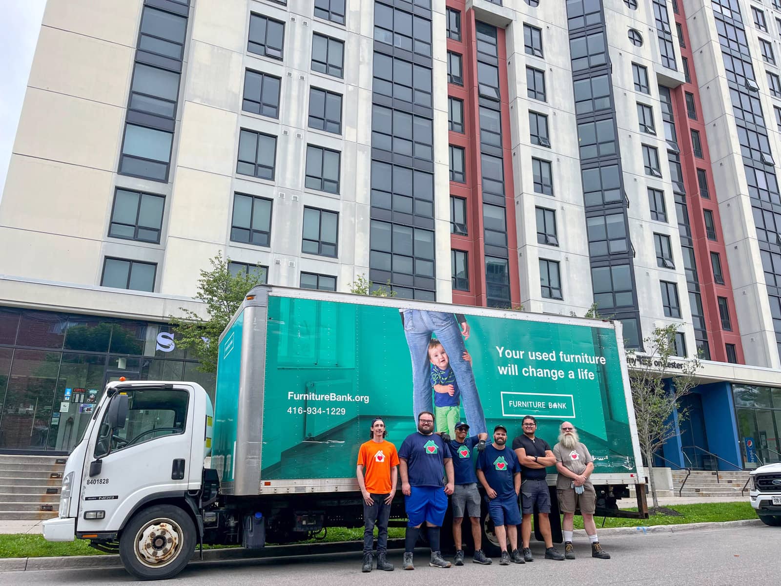 Prioritizing Furniture Reuse: The Best Way For Businesses To Decommission Unwanted Furniture